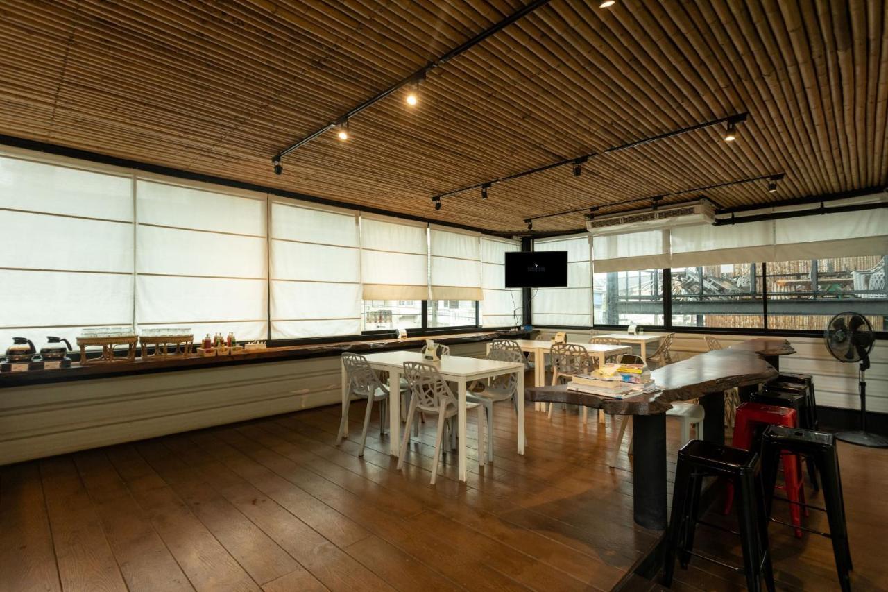 Отель Pakchong Center Poshtel Экстерьер фото
