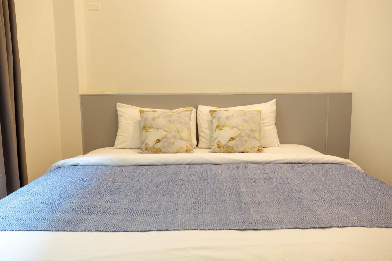 Отель Pakchong Center Poshtel Экстерьер фото